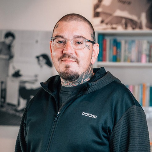 Kevin Dusch, Hausmeister